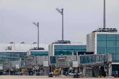 Der Flugverkehr am Flughafen München läuft wieder normal. (Archivbild)