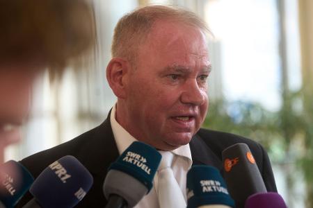 Verteidiger Volker Klein erklärte, dass der Angeklagte die Tat vollumfänglich einräumt.