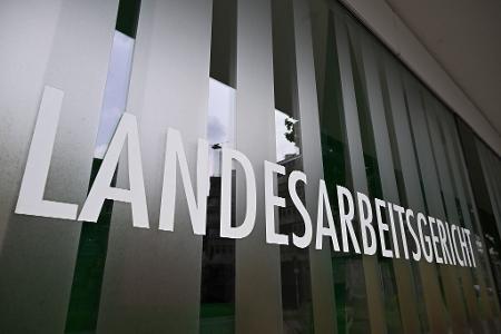 Urteil des Landesarbeitsgerichts zu Lohnunterschieden bei Daimler Truck. (Archivbild)
