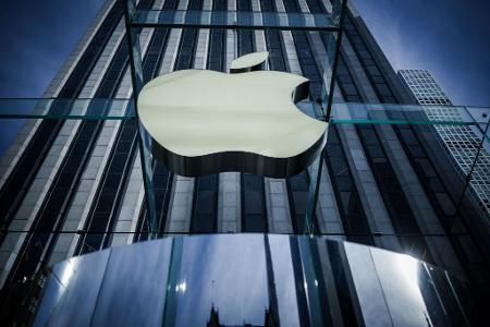 Der US-Konzern Apple streitet seit Jahren mit der EU-Kommission über Digital- und Wettbewerbsregeln. (Archivbild) 
