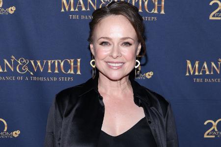 Tami Stronach