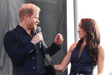 Welche Rolle spielen Harry und Meghan künftig im Königshaus? (Archivbild)