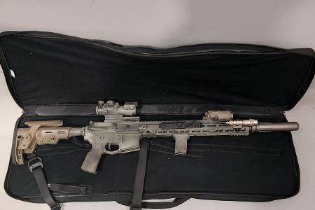 Sichergestellte Softair-Waffe in der Optik eines Sturmgewehrs / Foto: Bundespolizei