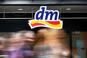 dm bietet Gesundheitsdienstleistungen an. (Archivbild)