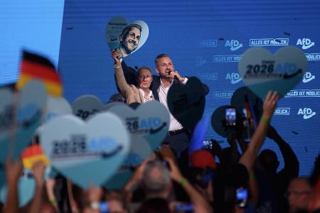 AfD-Chefin Alice Weidel erhebt schon vor der Wahl den Vorwurf, dass eine AfD-Regierung gezielt blockiert werden könnte und spricht von 