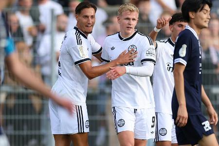 10:0 zur Pause: Frankfurt im DFB-Pokal auf Rekordkurs