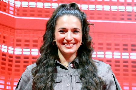 Schwangere Back-Expertin Sally Özcan verrät das Babygeschlecht