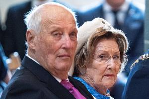 König Harald im Krankenhaus - Königin Sonja übernimmt allein