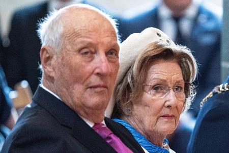 König Harald im Krankenhaus - Königin Sonja übernimmt allein