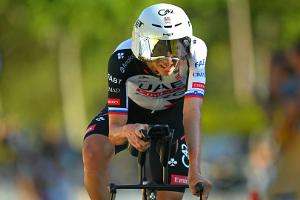 Krimi zum Vuelta-Auftakt: Pogacar stürmt ins Rote Trikot
