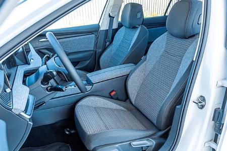Skoda Superb PHEV, Sitze