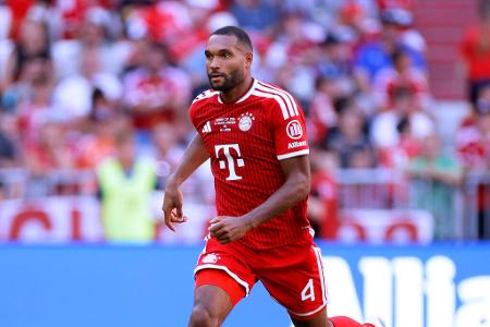 Jonathan Tah - Note: 3,0 - Sicherte als Abwehrchef in der heißen Zone ab und brachte nach der Pause die nötige Härte rein. Hatte beim Volley von Konstantelias eine wichtige Rettungstat und störte wohl auch Beier in der Nachspielzeit entscheidend. Sein Fehlpass leitete jedoch den Gegentreffer ein.