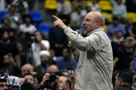 Irans Parlamentspräsident Ghalibaf reagiert gelassen auf die neuen US-Maßnahmen. (Archivbild)