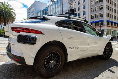Robotaxis der Google-Schwesterfirma Waymo sollen 2027 in München fahren. (Archivbild) 
