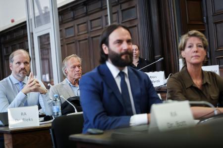 Block und ihr Lebensgefährte Delling stehen seit Juli 2025 vor Gericht.