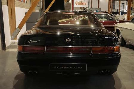 Mazda Eunos Cosmo
