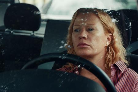Birgit Minichmayr in einer Szene des Films 