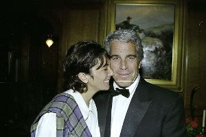 Epstein-Vertraute Maxwell (l.): 20 Jahre Haft. (Archivbild)