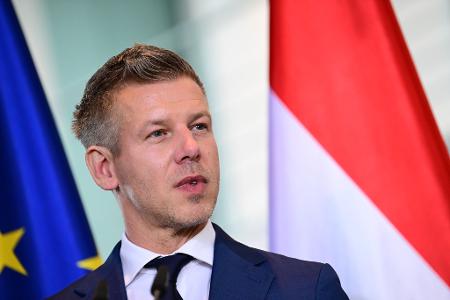 Peter Magyars neue Regierung in Budapest stuft Russland als 