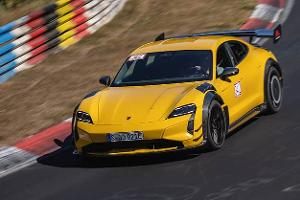 Porsche Taycan Turbo GT mit Manthey-Kit Fahrbericht Nürburgring-Nordschleife