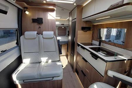 Dreamer D64, Campingbus, Innen