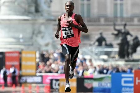 Verletzt: Weltrekordler Sawe sagt für Berlin-Marathon ab