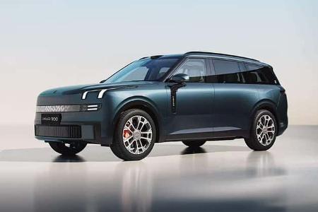 Lynk & Co 900 