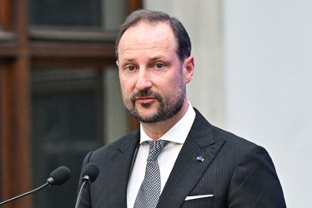 Kronprinz Haakon ist in großer Sorge um seinen Vater. (Archivbild)