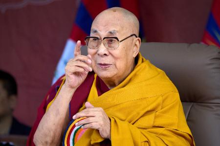 Der Dalai Lama zeigte sich bestürzt.