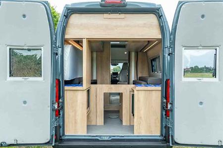La Strada Avanti R, Reisemobil, La Strada, Heckstauraum Variante A