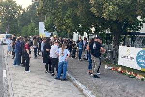 An einer Schule sind am Donnerstag zwei Menschen getötet worden. 