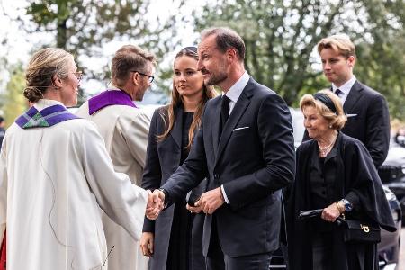 Norwegens Royals trauern in Asker