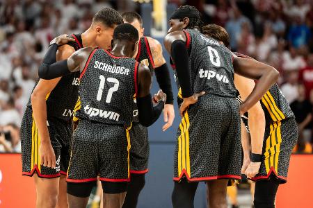 Krimi in Danzig: Basketballer gewinnen Spitzenspiel