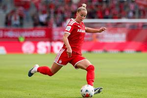 Gwinn schießt FCB bei Comeback zum Sieg - auch Oberdorf zurück