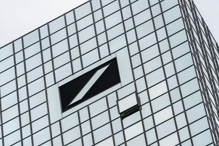 Deutschlands größtes Geldhaus, die Deutsche Bank, schafft es als einziges Institut aus Deutschland unter die Top-10 der Branche in Europa. (Symbolbild)