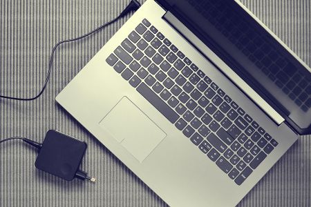 Neues Notebook kaufen oder alten Akku tauschen? Unsere Empfehlungen!