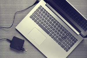 Neues Notebook kaufen oder alten Akku tauschen? Unsere Empfehlungen!