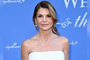 Lori Loughlin meldet sich nach sieben Jahren auf Instagram zurück