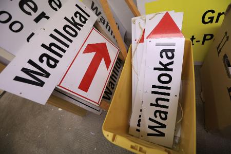 In 2.600 Wahlbezirken werden am Sonntag Stimmen ausgezählt.