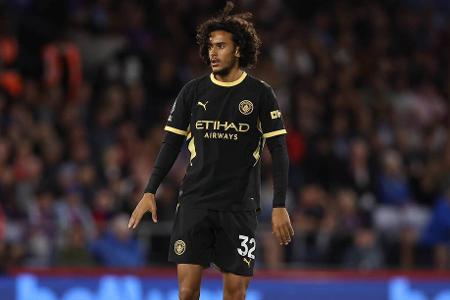 Platz 8: Ayyoub Bouaddi (Manchester City) - 95 Mio. Euro - Abgebender Verein: OSC Lille