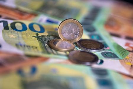 Die Reform soll ab 2028 Entlastungen von zehn Milliarden Euro jährlich bringen. (Archivbild)