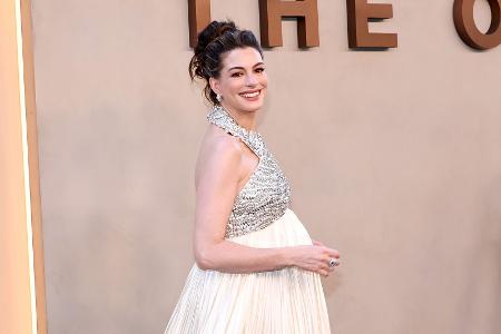 Anne Hathaway 