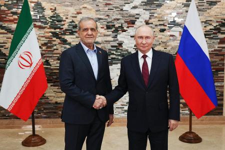 Russland unterstützt den Iran einem Bericht zufolge mit einem geheimen Militärprojekt. (Archivbild)