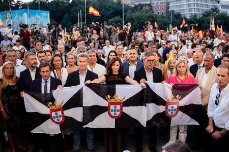Bei der größten Einzelkundgebung für Ceuta in Madrid traten führenden Politiker der oppositionellen konservativen Volkspartei an. 