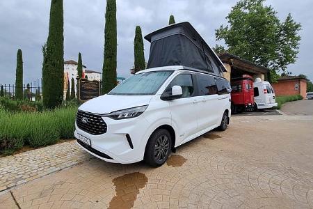 Neuer Westfalia Kipling auf Ford Transit Custom außen, Aufstelldach, Felgen