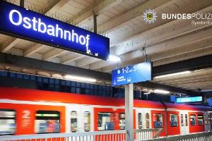 Das anhängende Bild kann zu redaktionellen Zwecken mit dem Zusatz "Bundespolizei" im Zusammenhang mit dieser Pressemitteilung verwendet werden.