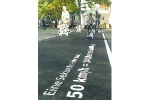 Beispielbild Ablenkung im Straßenverkehr