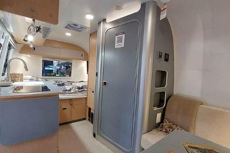 f_kleine_Caravans_Airstream2