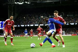 Doppelpack von Isak: Liverpool feiert ersten Saisonsieg
