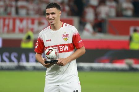 VfB feiert Sieg mit Schönheitsfehlern